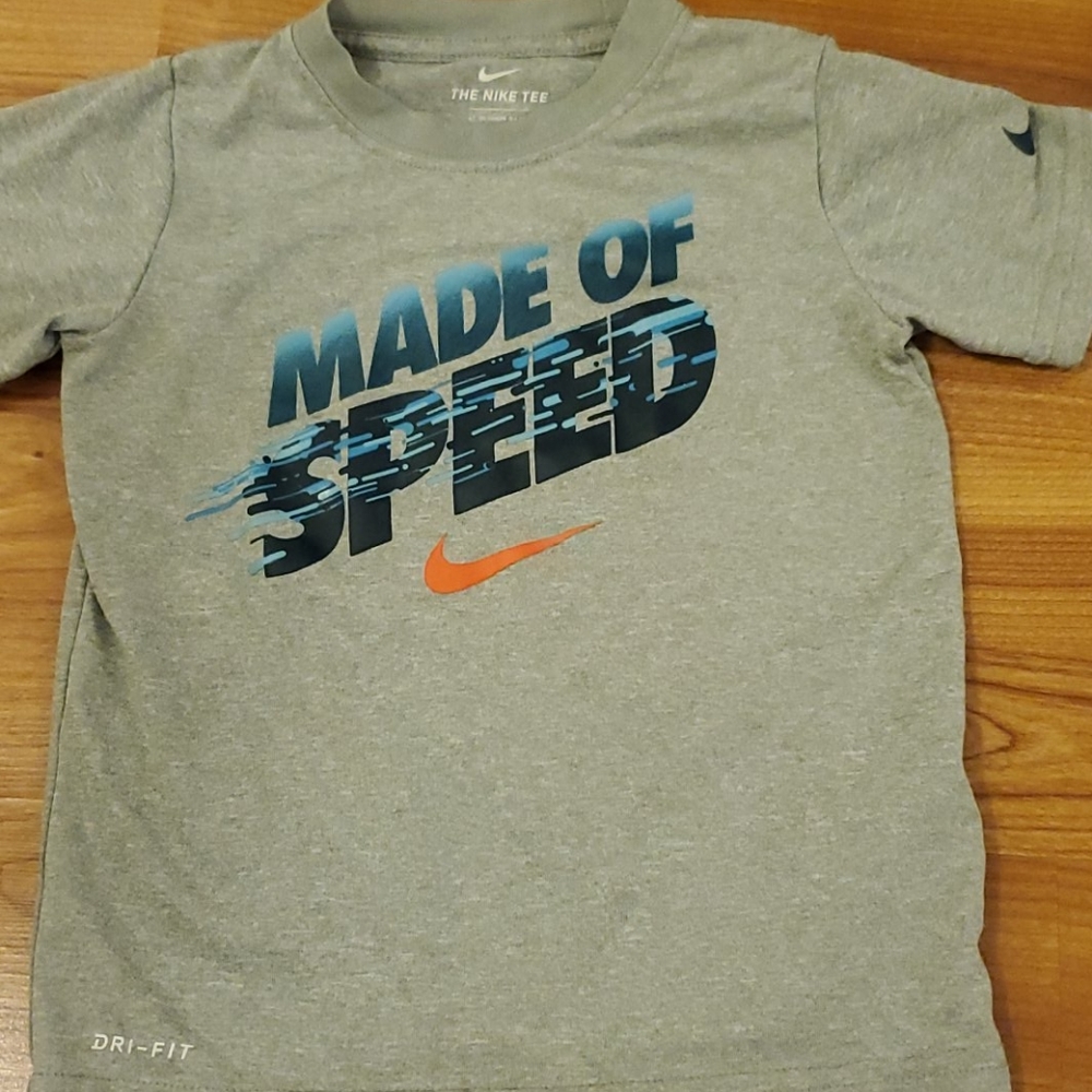 Nike dri-fit tshirt